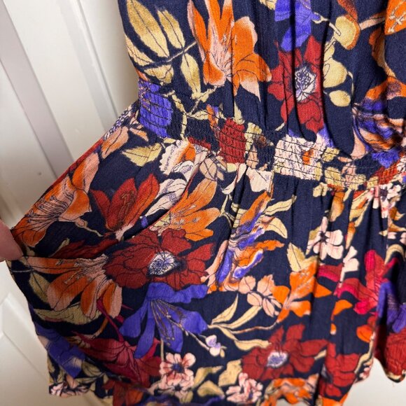 BAND OF GYPSIES COLORFUL FLORAL GAUZY SURPLICE SHORT ROMPER WIGH BALLOON SLEEVES - Picture 7 of 11